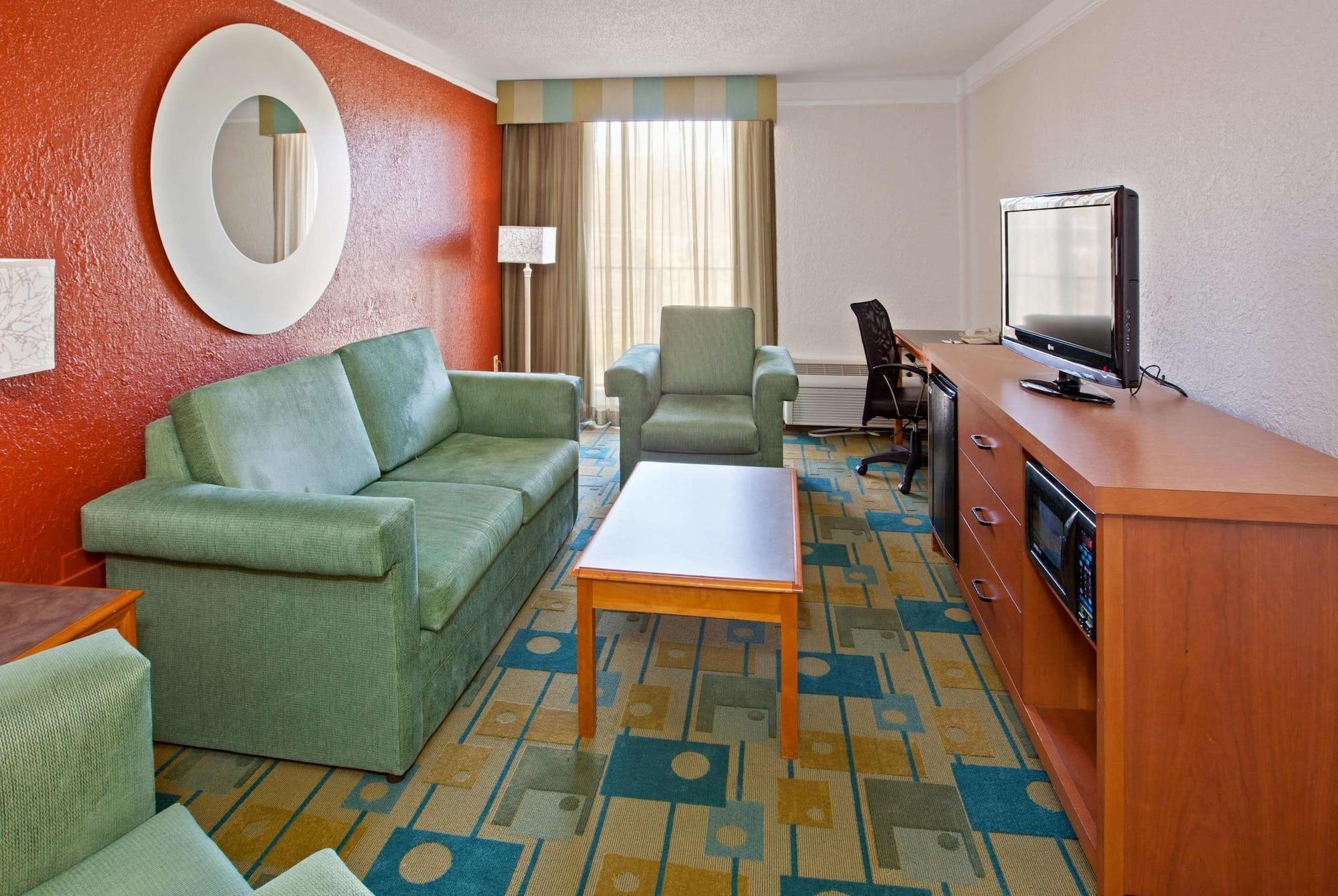 La Quinta By Wyndham Nashville Airport/Opryland Exterior foto